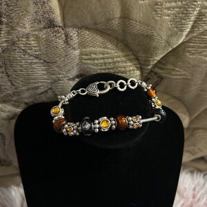 Size 6.5-7.5 Vintage Amber & Black Bead Silver Bracelet with Heart Clasp